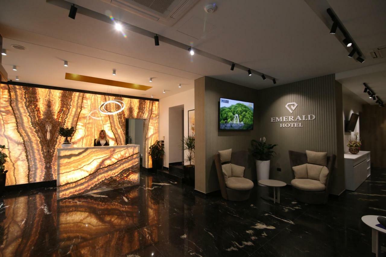 Emerald Boutique Hotel Tirana Extérieur photo