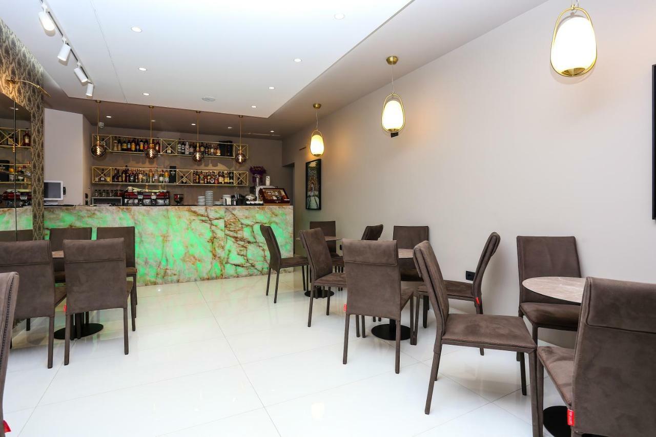 Emerald Boutique Hotel Tirana Extérieur photo