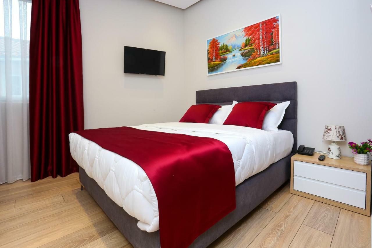 Emerald Boutique Hotel Tirana Extérieur photo